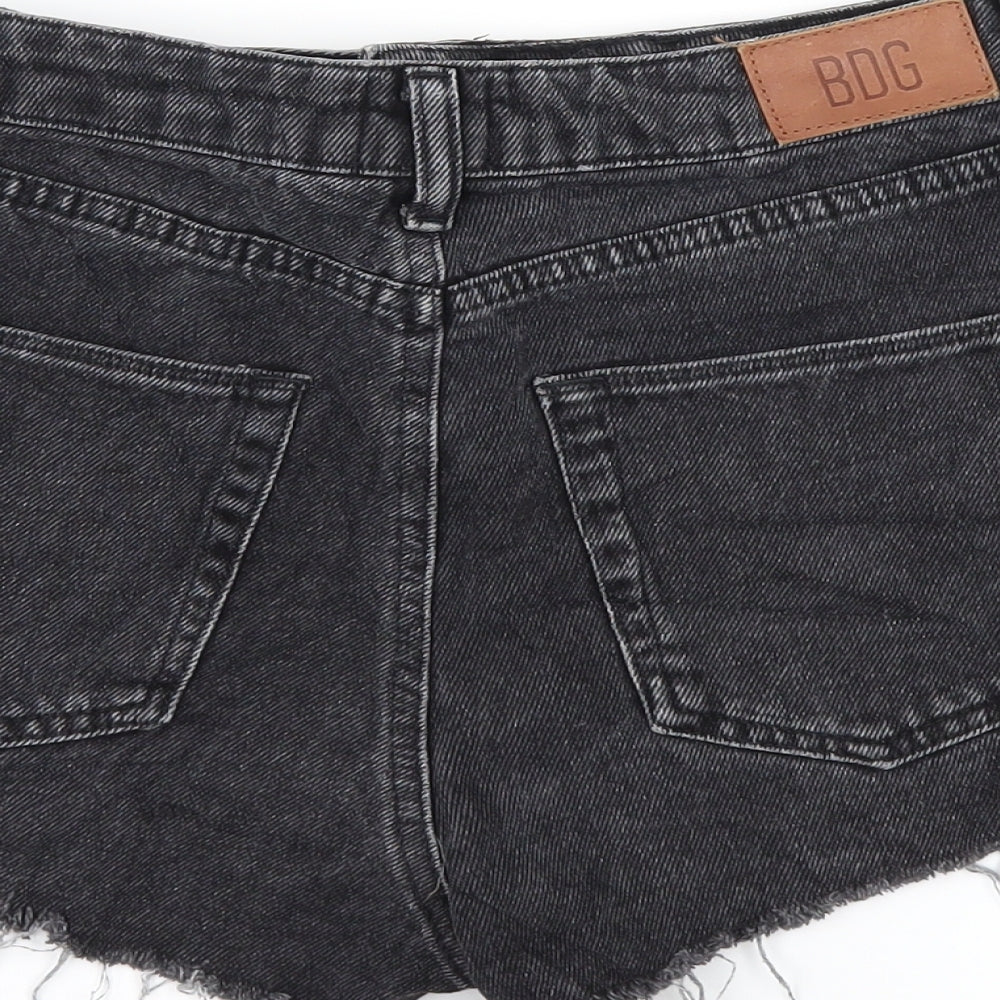 Urban Outfitters Womens Black   Mom Shorts Size 26