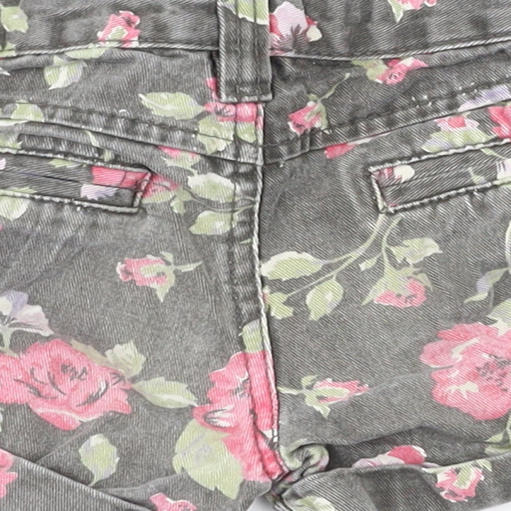 Denim&co Girls Grey Floral  Hot Pants Shorts Size 3-4 Years