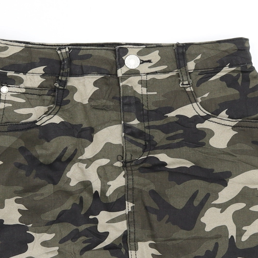 Firetrap Girls Green Camouflage  Mini Skirt Size 13 Years