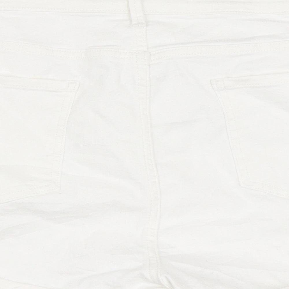 Marks and Spencer Womens White   Hot Pants Shorts Size 20