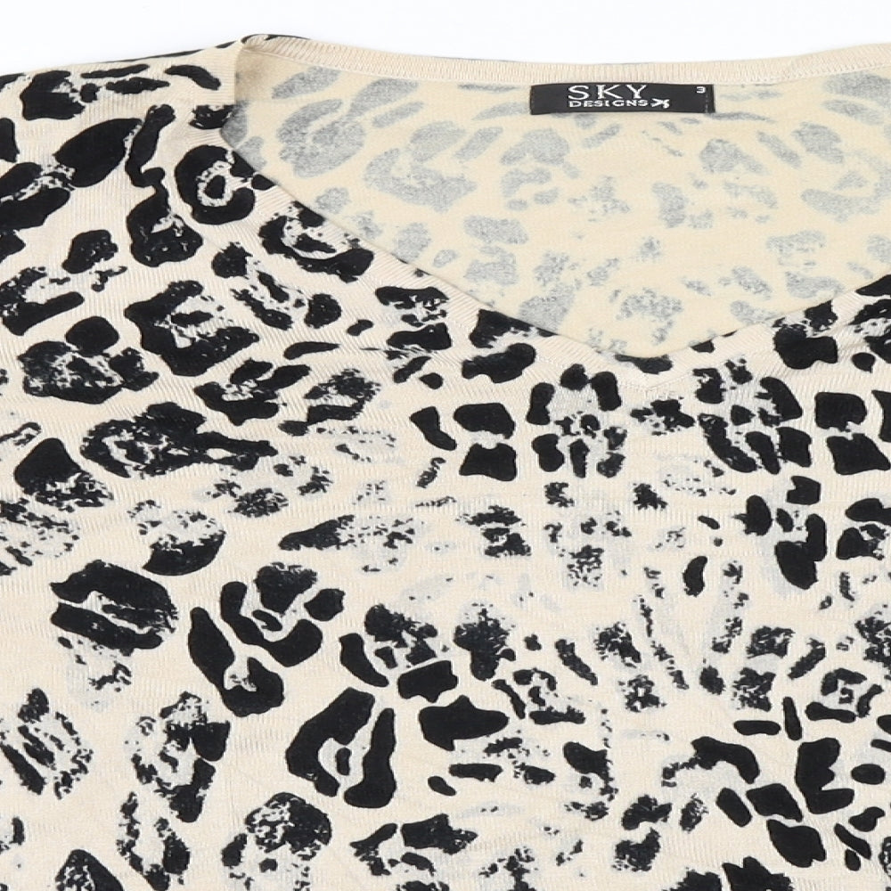 Sky Designs  Womens Beige Animal Print  Basic T-Shirt Size M