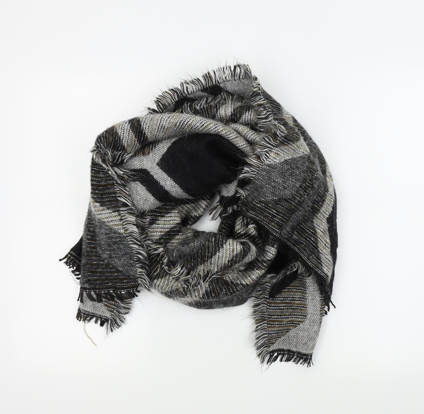 Preworn Womens Grey    Scarf
