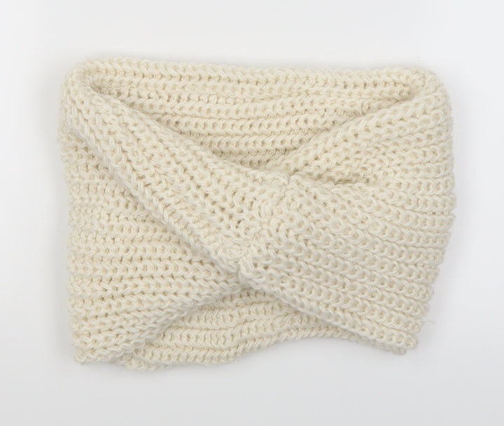 Preworn Ivory Knit Shawl/Wrap