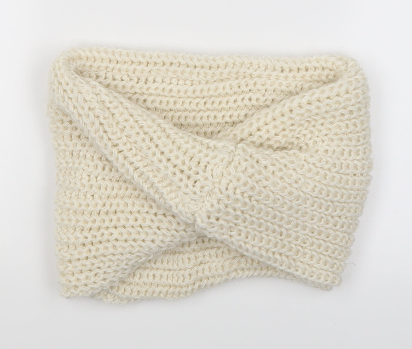 Preworn  Ivory  Knit  Shawl/Wrap