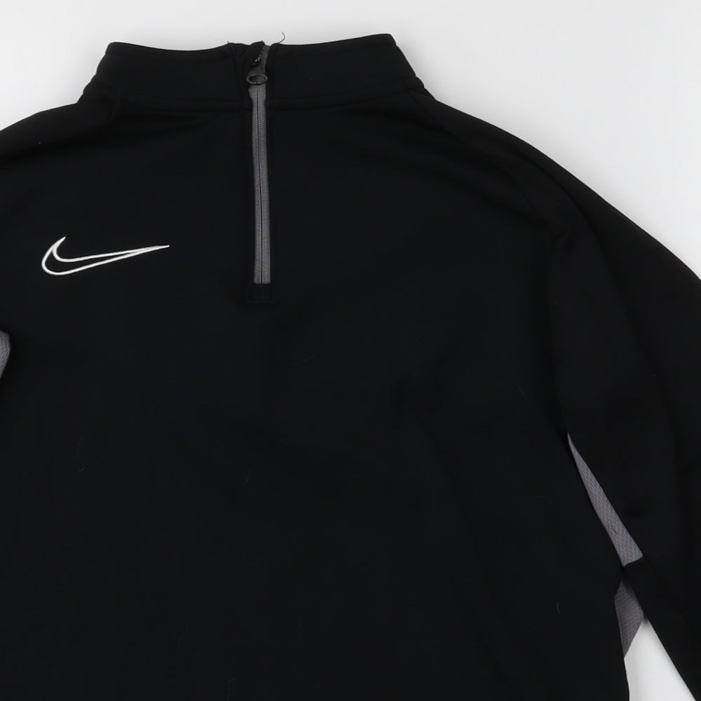 Nike Mens Black   Basic T-Shirt Size M