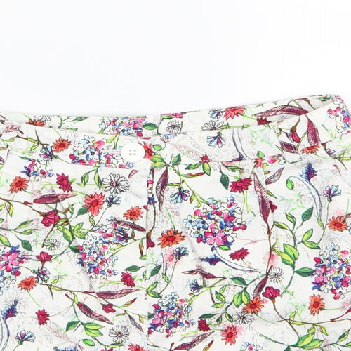 Nutmeg Girls Multicoloured Floral  Chino Shorts Size 12-13 Years