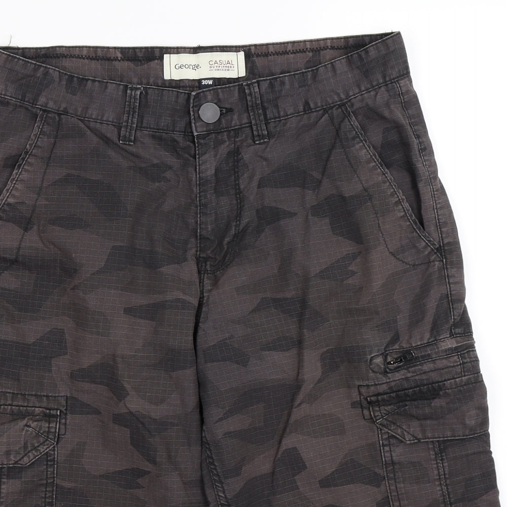 George Mens Brown Camouflage  Cargo Shorts Size 30