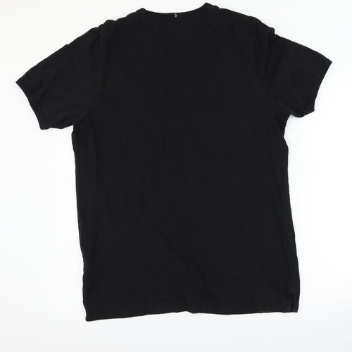Luke Mens Black    T-Shirt Size L