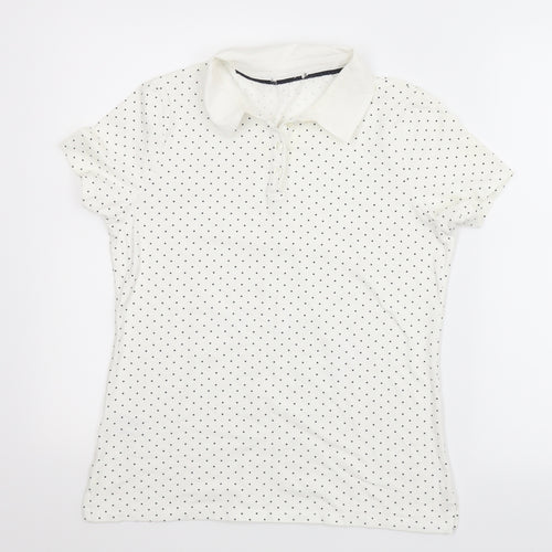 Preworn Womens White   Basic T-Shirt Size S