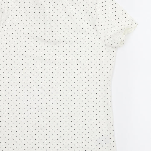 Preworn Womens White   Basic T-Shirt Size S