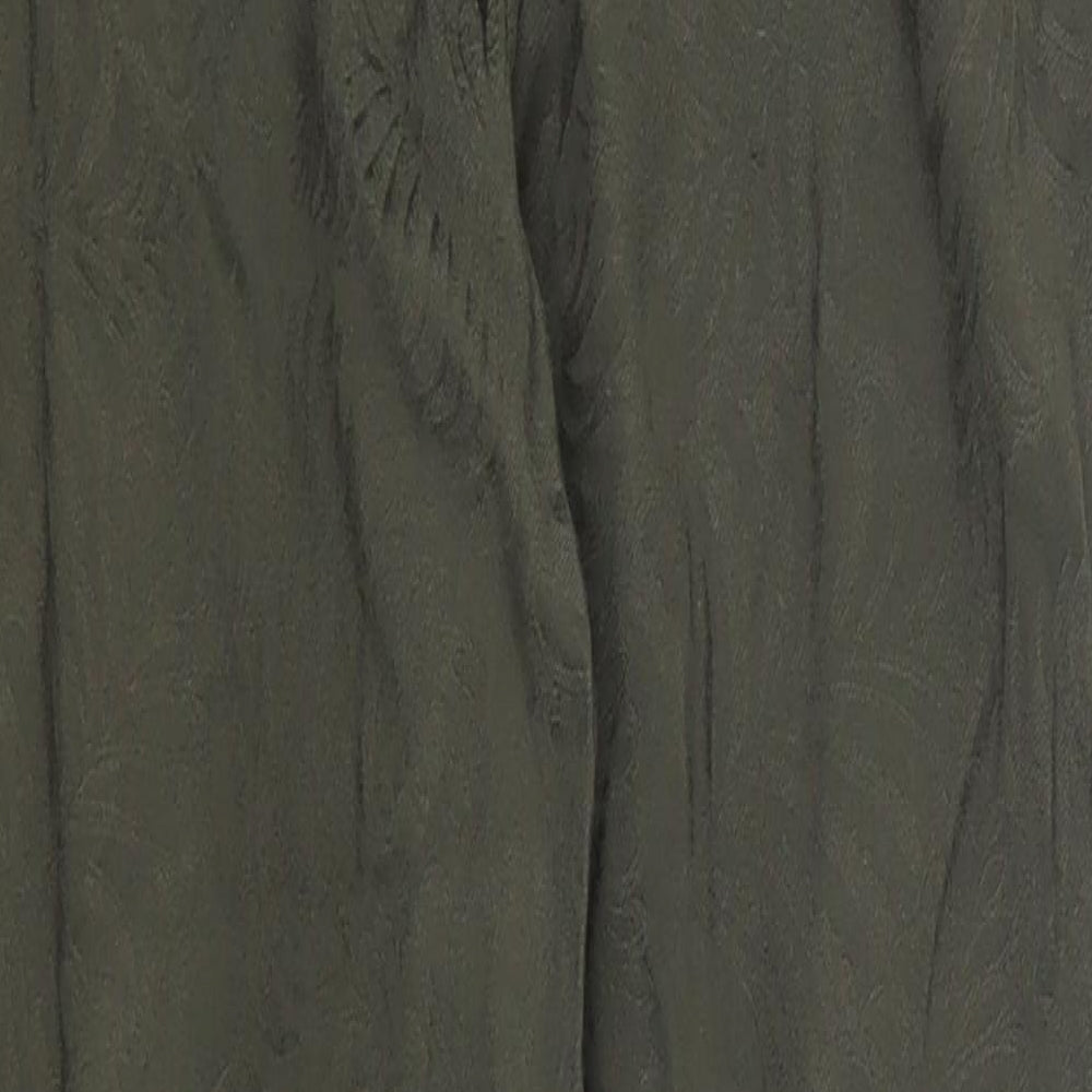 H&M Womens Green   Trousers  Size 8 L24 in - Leaf Print