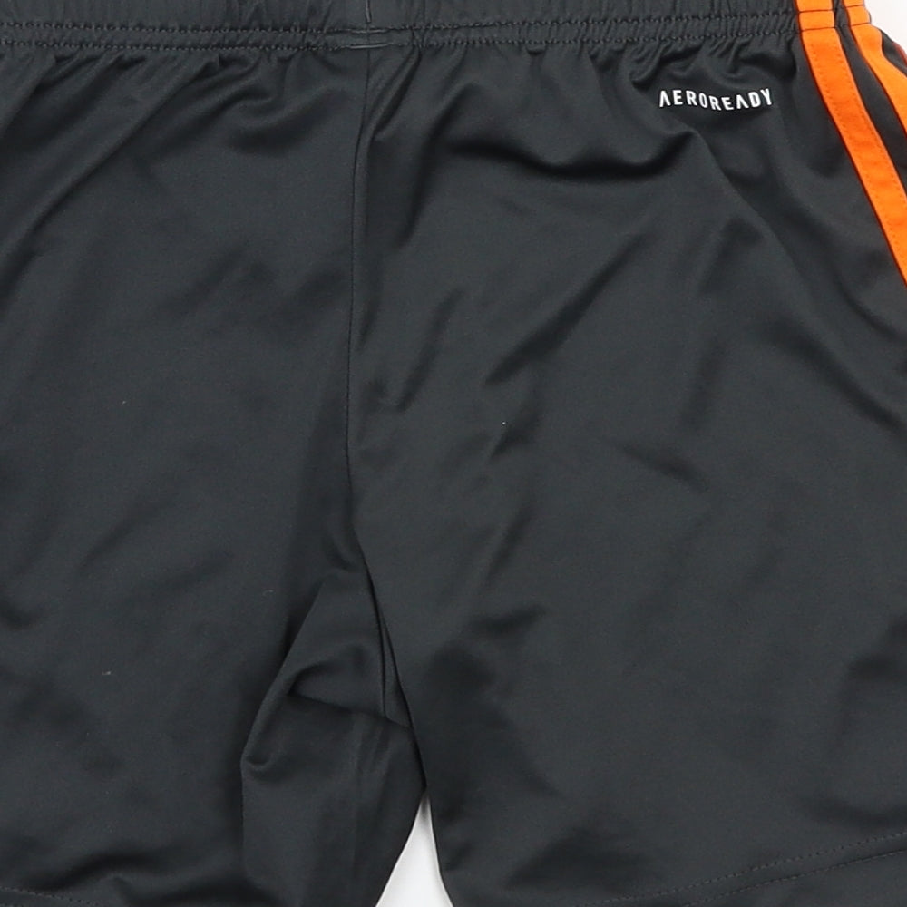 adidas Boys Grey   Sweat Shorts Size 9-10 Years