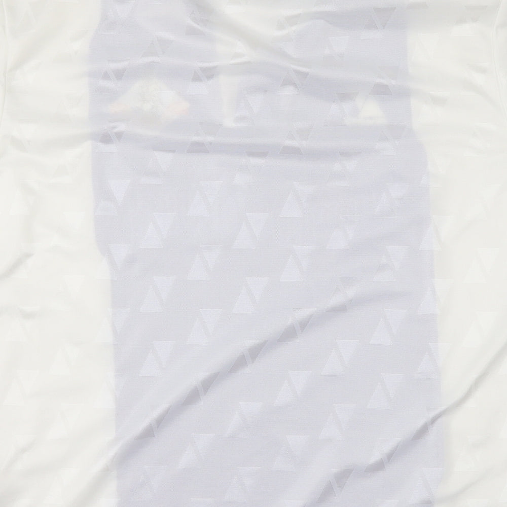 Sparta Mens White    T-Shirt Size M  - Oldham Athletic AFC