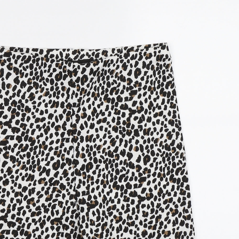 PRETTYLITTLETHING Womens White Animal Print  Biker Shorts Size 14