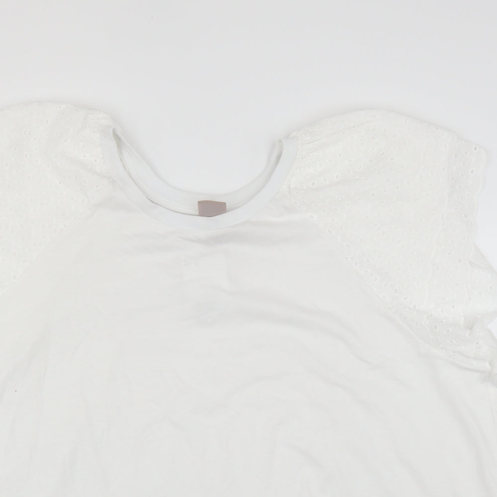 H&M Womens White   Basic T-Shirt Size XL  - Crochet Sleeve Detail