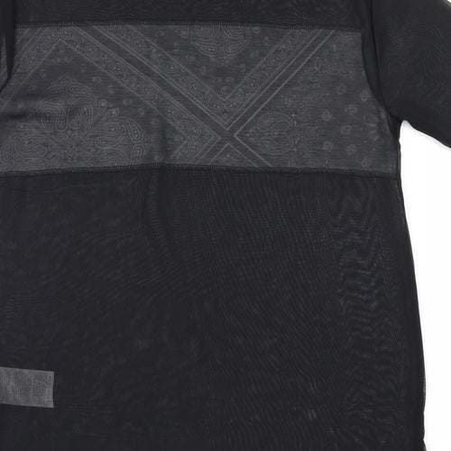 Preworn Womens Black Argyle/Diamond  Basic T-Shirt Size XS