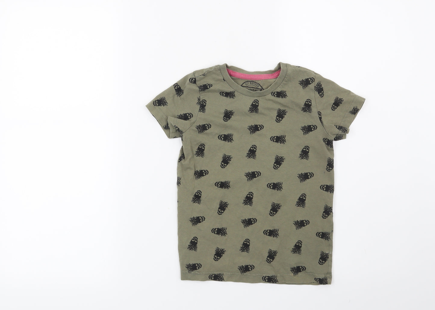 Matalan Boys Green   Basic T-Shirt Size 5 Years  - Skulls