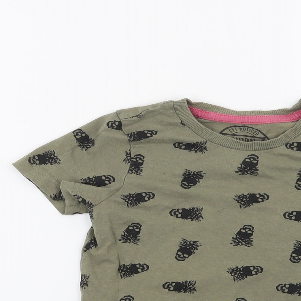 Matalan Boys Green   Basic T-Shirt Size 5 Years  - Skulls