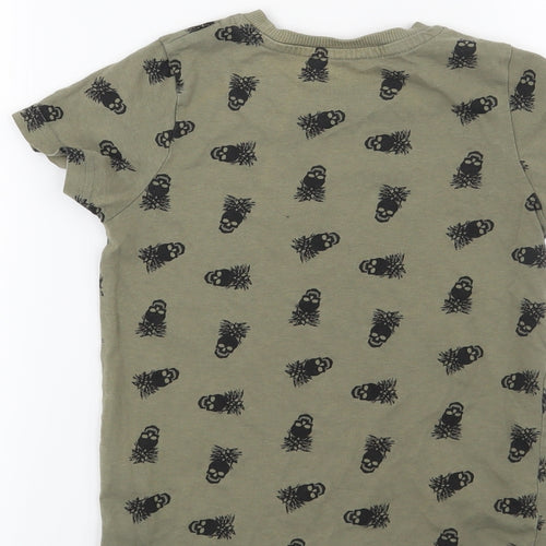 Matalan Boys Green   Basic T-Shirt Size 5 Years  - Skulls