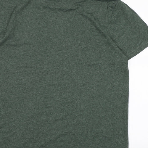 Lyle & Scott Mens Green    T-Shirt Size S