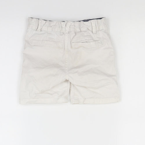 F&F Girls White   Cargo Shorts Size 5-6 Years