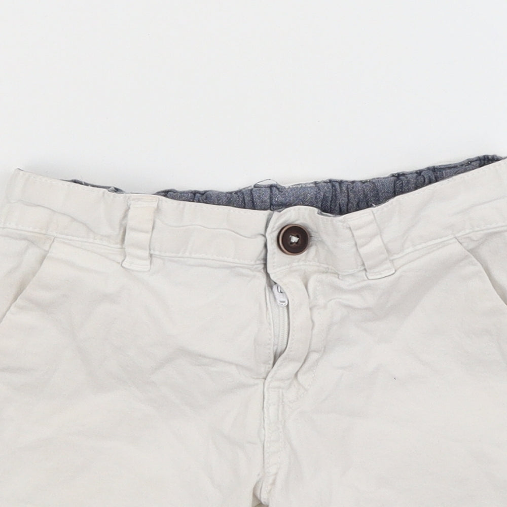 F&F Girls White   Cargo Shorts Size 5-6 Years
