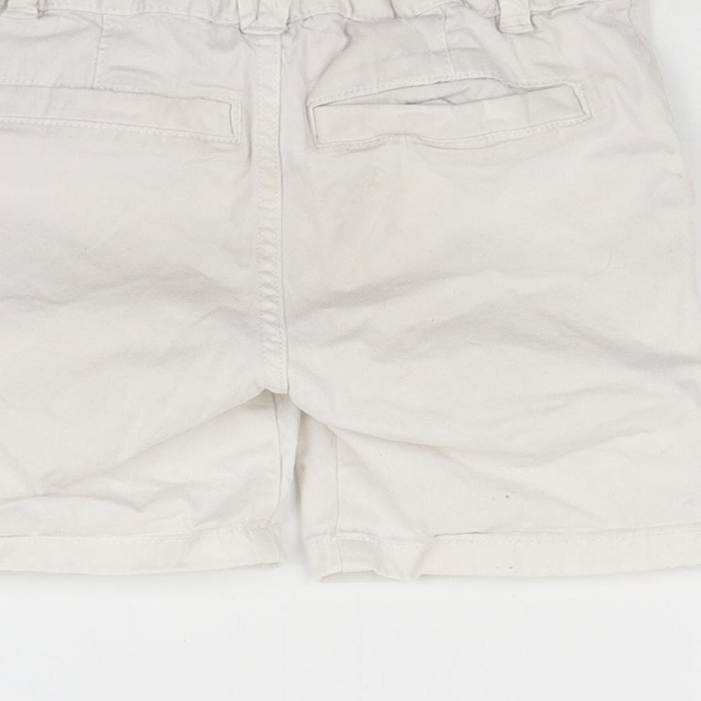 F&F Girls White   Cargo Shorts Size 5-6 Years