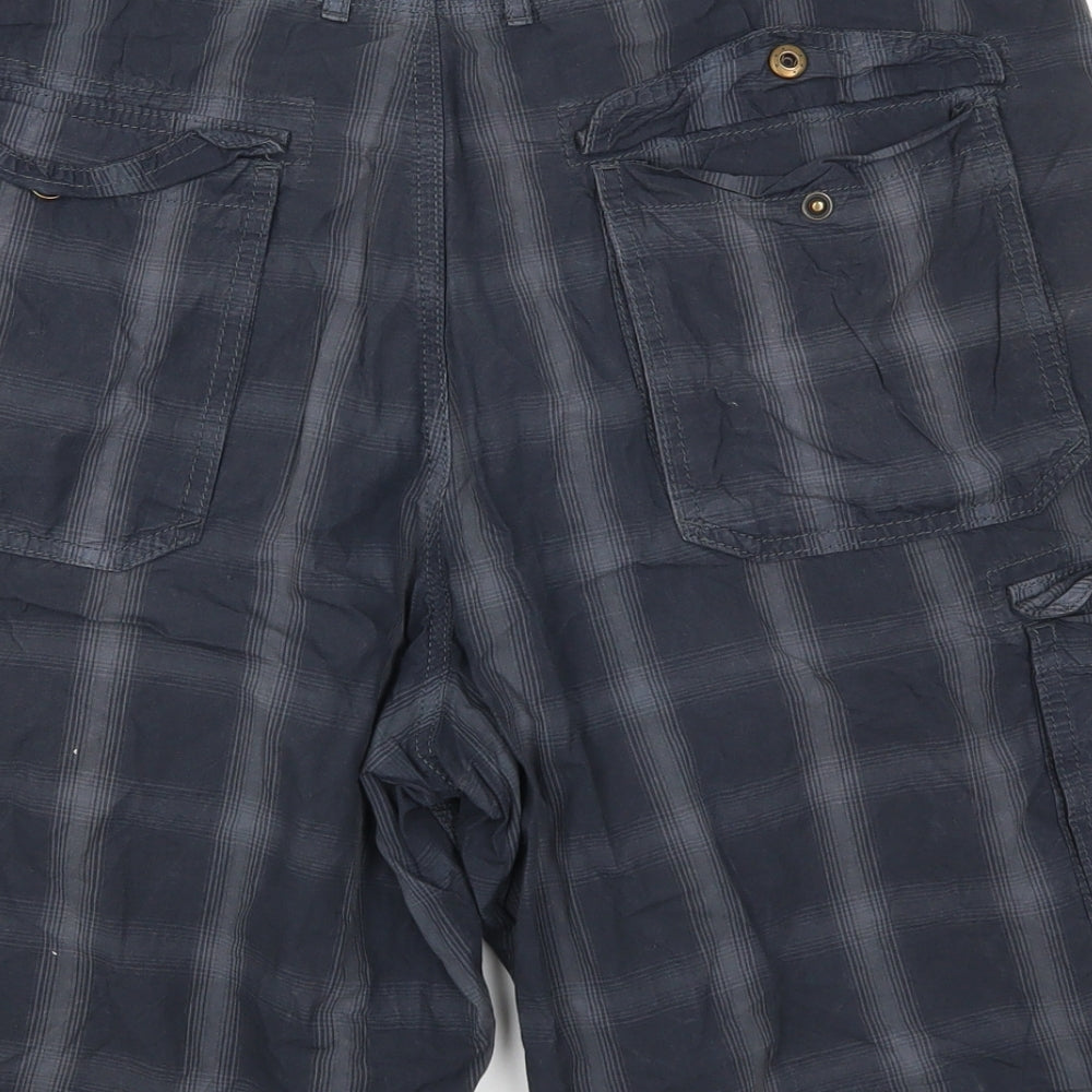 North Coast Mens Blue Check  Cargo Shorts Size 34