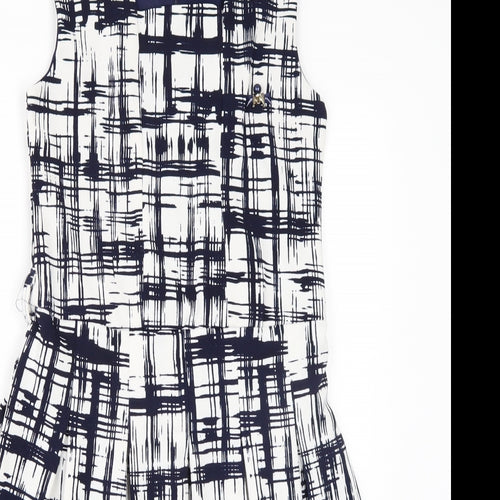 Air girl Womens White Geometric  A-Line  Size 8