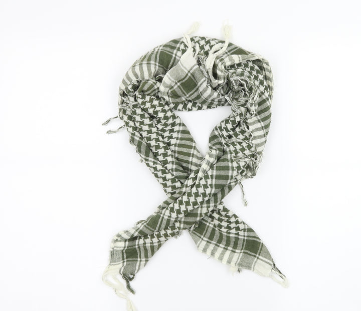 Preworn Womens Green Check Knit  Scarf
