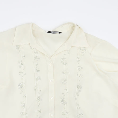 BM Womens    Basic Button-Up Size 20