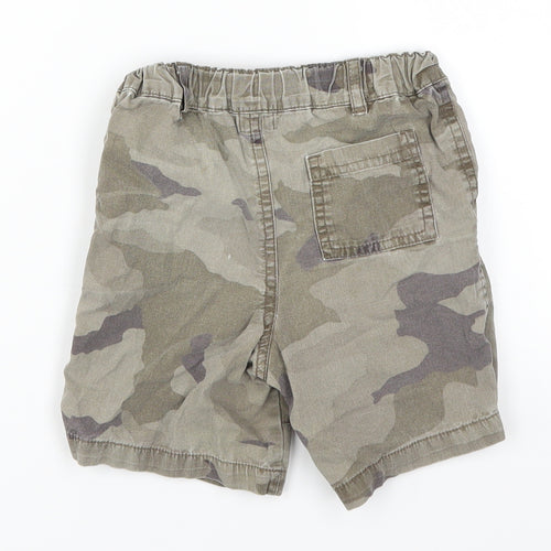 F&F Boys Green Camouflage  Cargo Shorts Size 2-3 Years