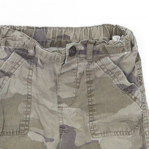 F&F Boys Green Camouflage  Cargo Shorts Size 2-3 Years