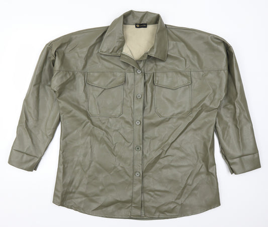 Front view of I SAW IT FIRST women’s green basic button-up, size L