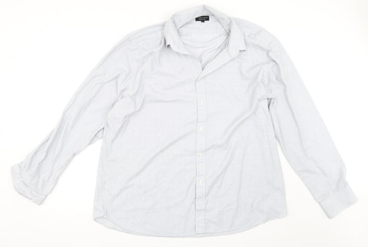 Front view of Taylor & Wright men’s grey button-up, size 17.5