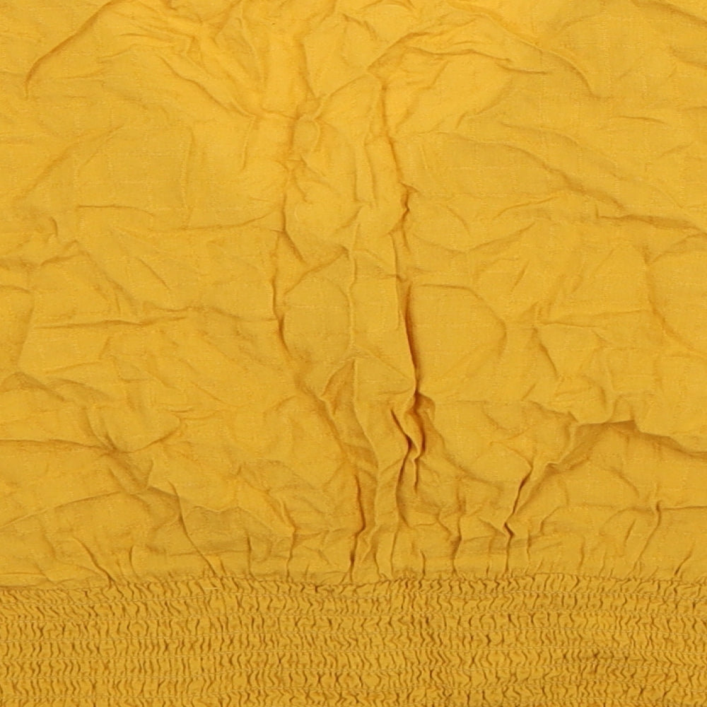 Bershka Womens Yellow   Basic T-Shirt Size XS