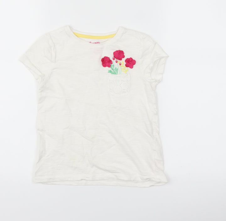 F&F Girls White   Basic T-Shirt Size 5-6 Years  - flowers