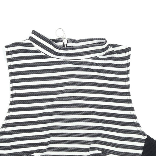 New Look Womens Black Striped  Cropped Tank Size 12