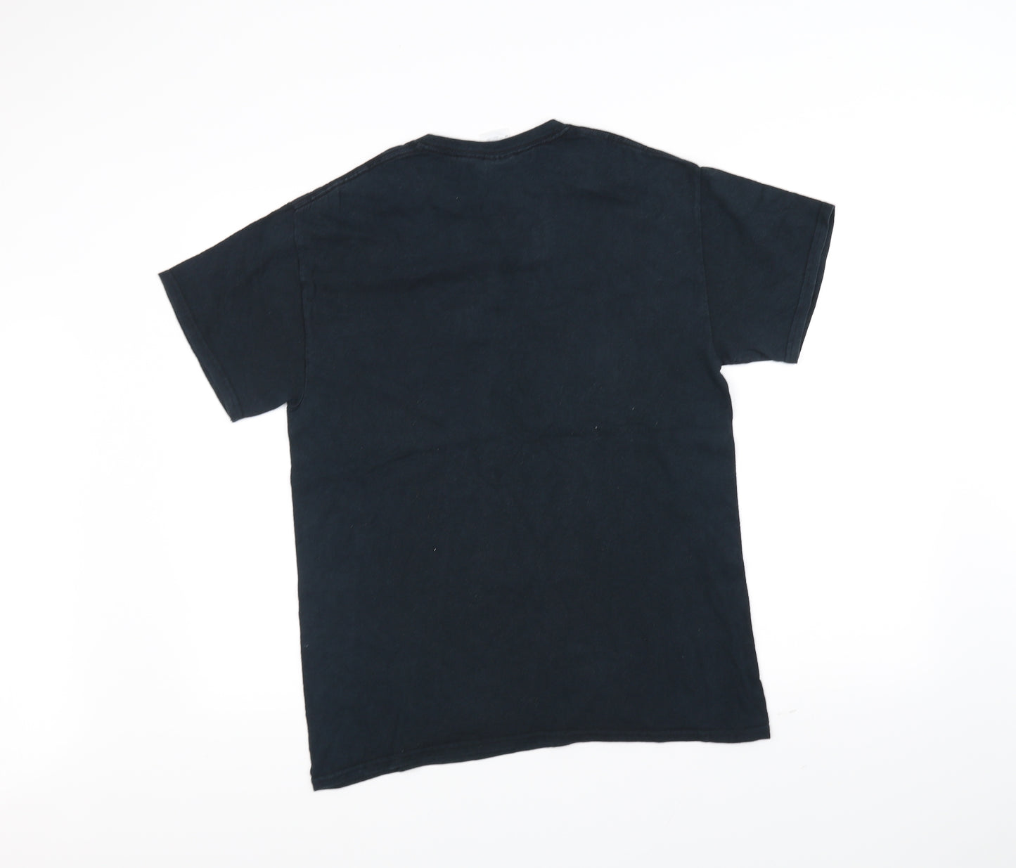 Gilden Mens Black    T-Shirt Size M