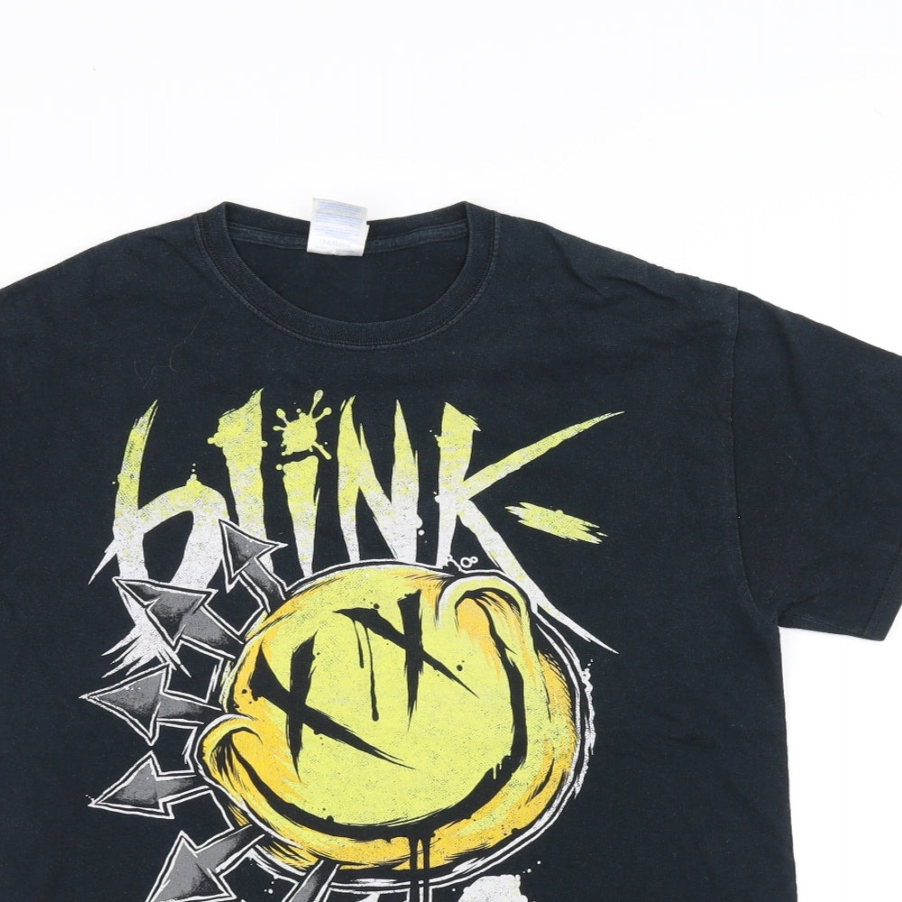 Gilden Mens Black    T-Shirt Size M