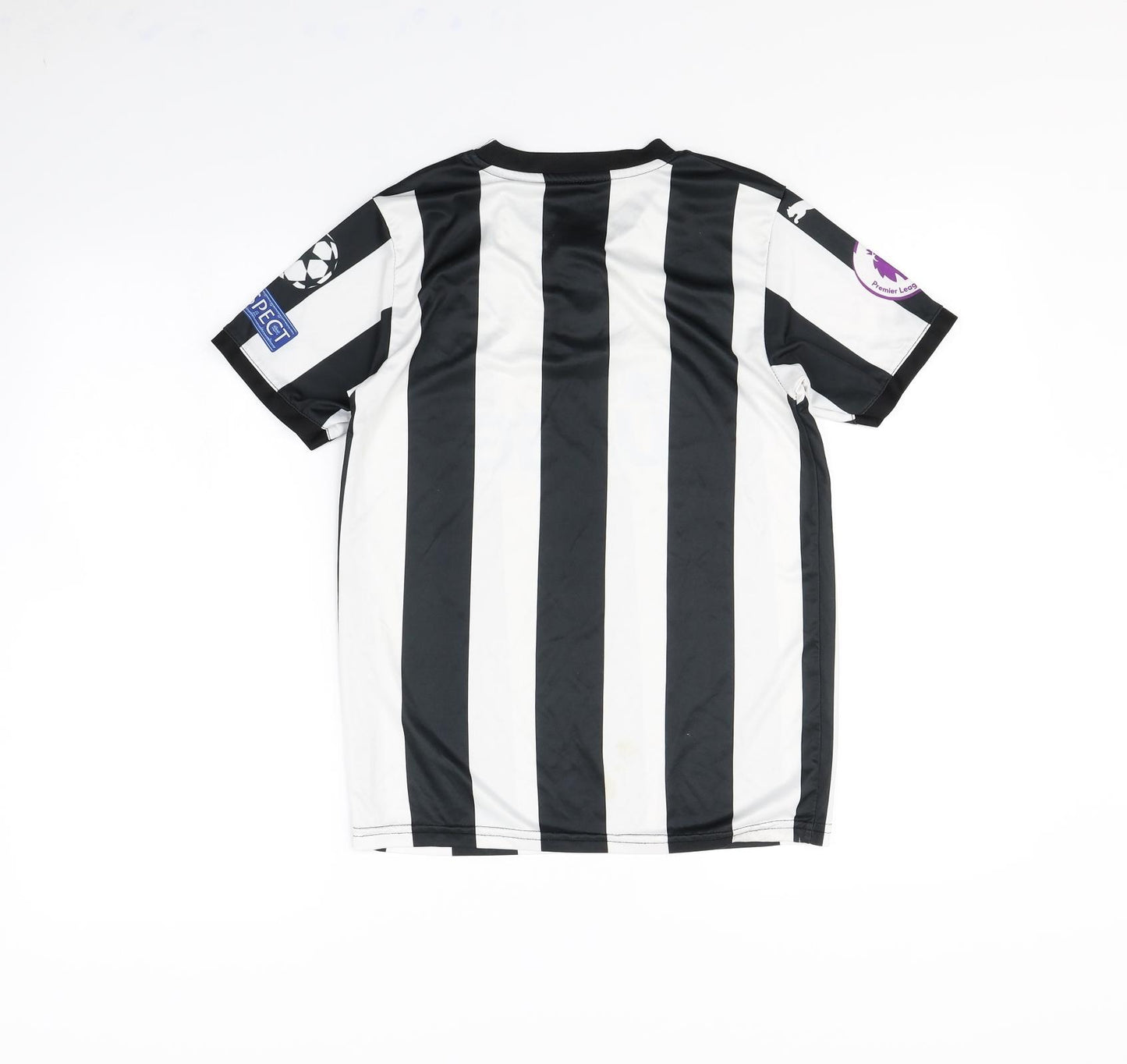 PUMA Boys White Striped  Basic T-Shirt Size 14 Years  - Newcastle United