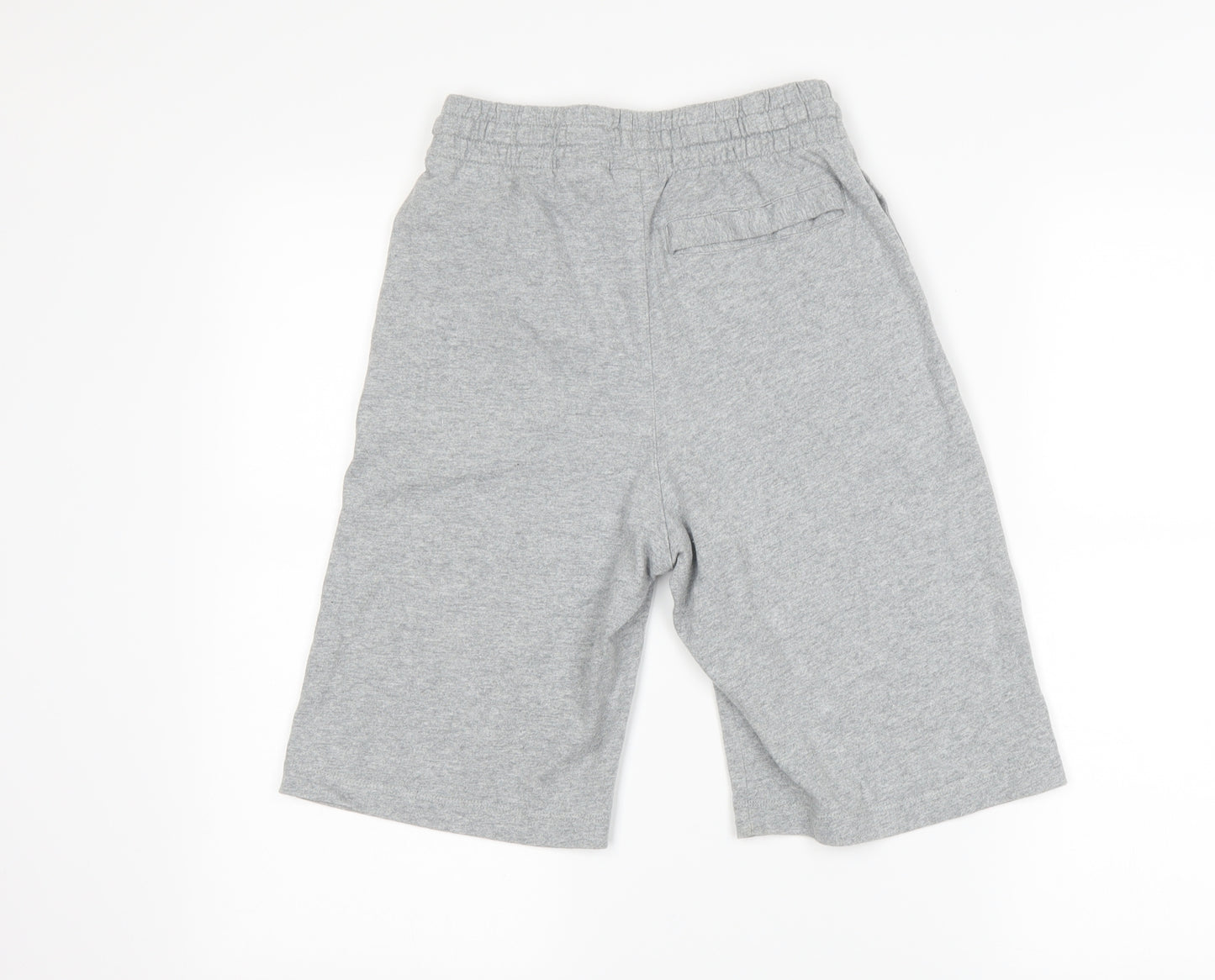 Nike Boys Grey   Sweat Shorts Size 12-13 Years