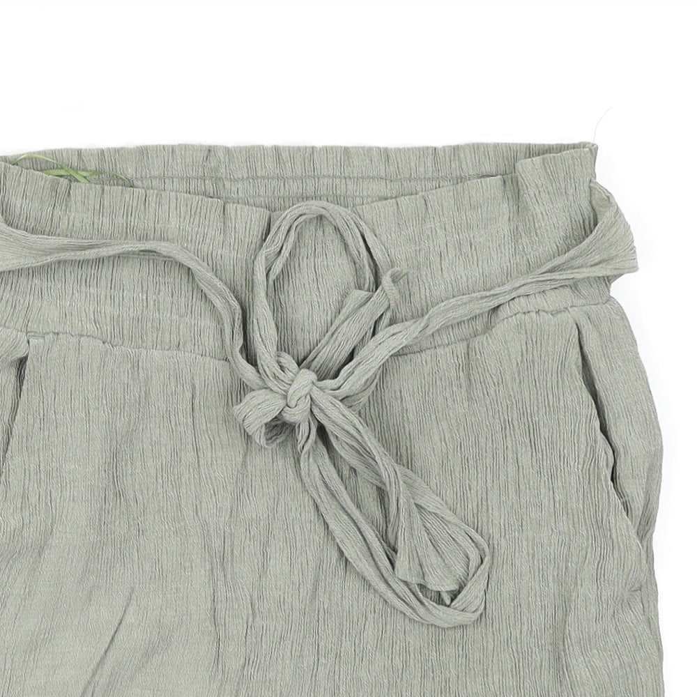 New Look Womens Green   Paperbag Shorts Size 12