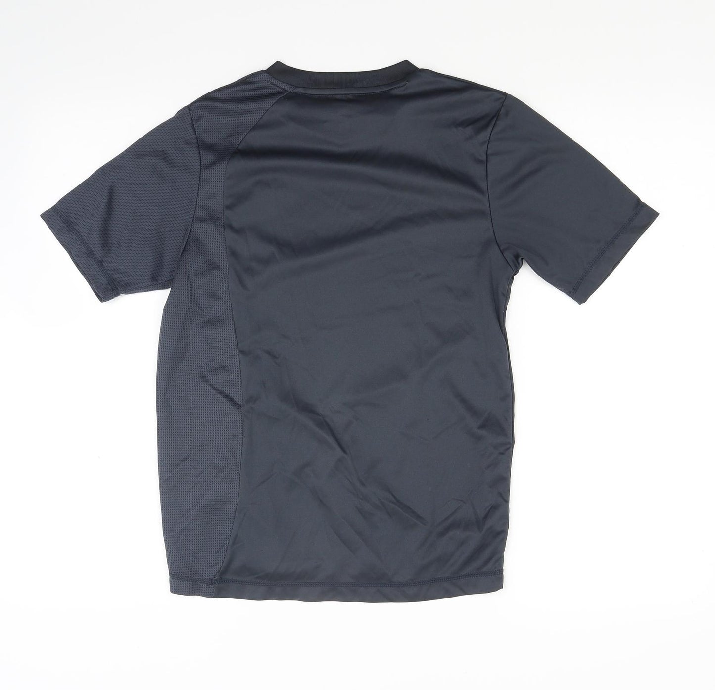 Umbro Boys Grey   Basic T-Shirt Size 12-13 Years