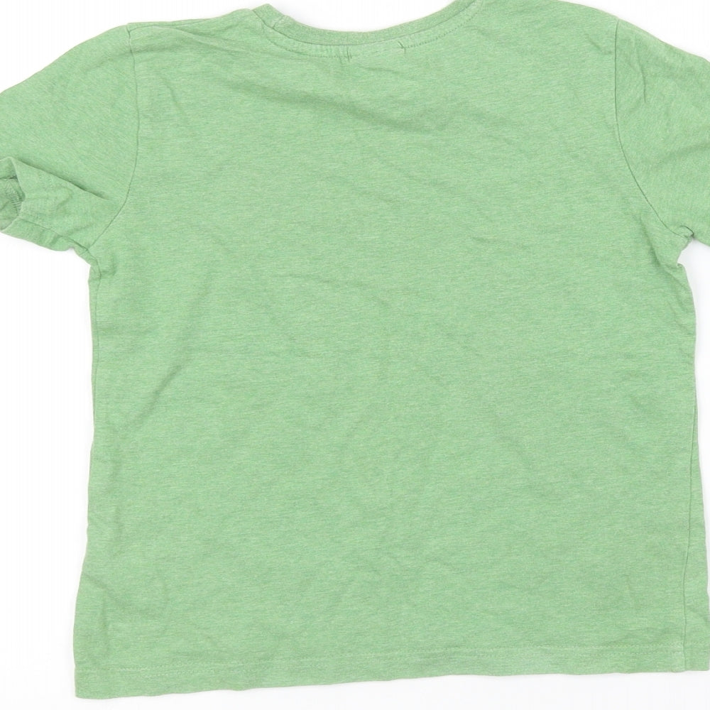 Preworn Boys Green   Basic T-Shirt Size 7-8 Years  - Hulk