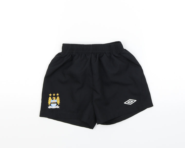 Umbro Boys Black Bermuda Shorts Size 4-5 Years - Man City FC