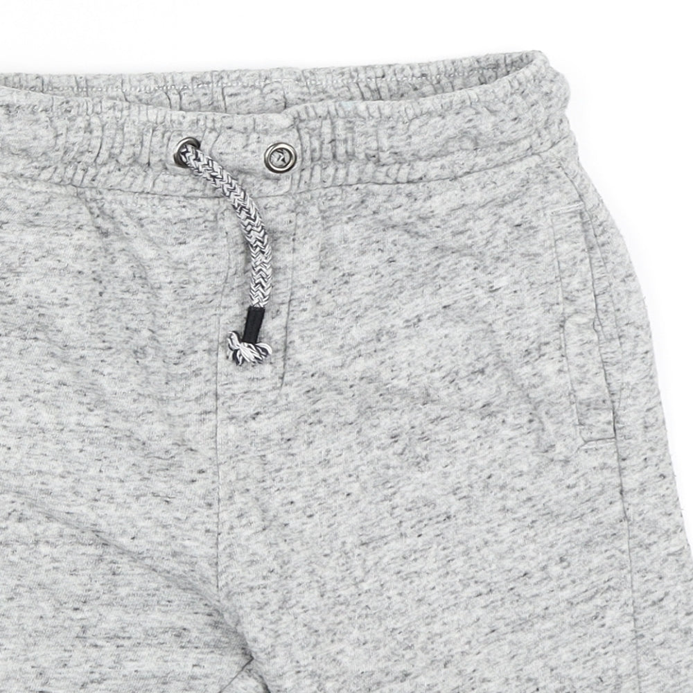 TU Boys Grey   Sweat Shorts Size 7 Years