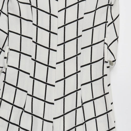 COLLECTION  Womens White Check  Fit & Flare  Size 8