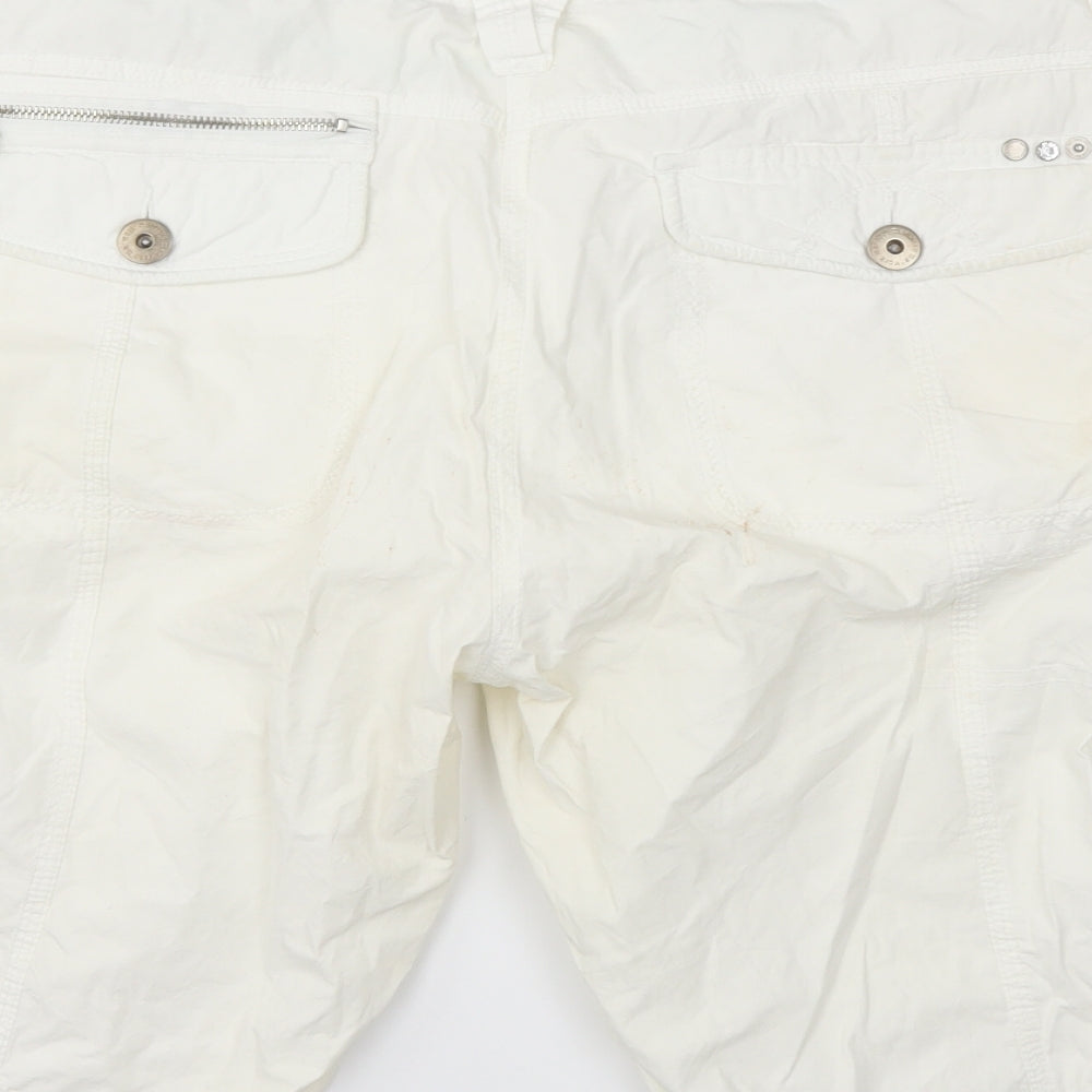 New Look Womens White   Chino Shorts Size 18