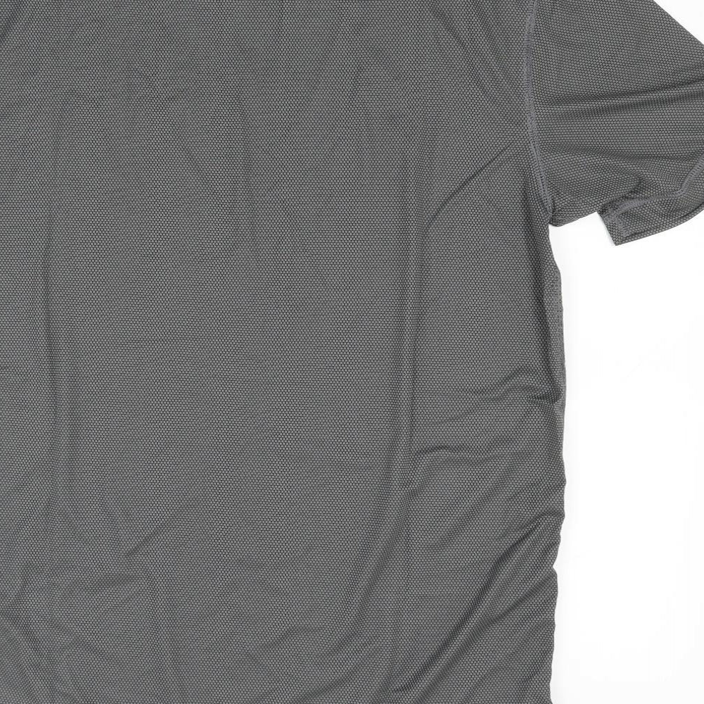 Merrell Mens Grey    T-Shirt Size M